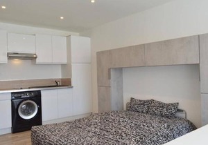 Studio rénové avec parking à 850m de la plage, proche port et commerces - Cap d'Agde - FR-1-249-252