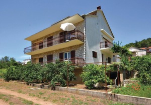 Stunning apartment in Jelsa with WiFi