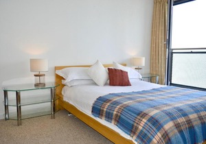 Stunning Coastal Apartment In Newhaven Harbour