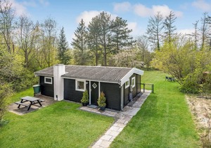 Stunning home in Eskebjerg with kitchen