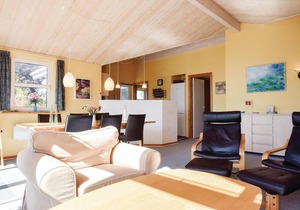 Stunning home in Humble with sauna