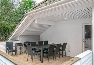 Stunning home in Oksbøl with sauna