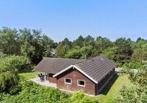 Stunning home in Rødby with sauna