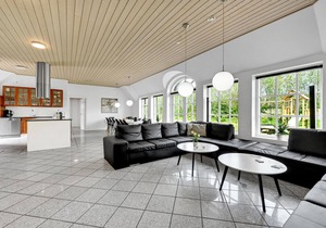 Stunning home in Ulfborg with sauna