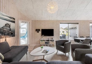 Stunning home in Vejby with sauna