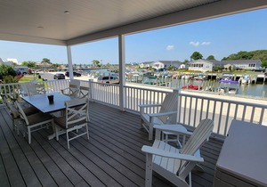 Stunning waterfront home, beach, pools, pet friendly!