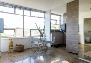 Stylish Apartment in Elizabeth Bay