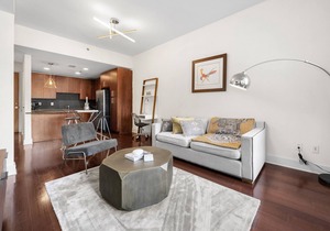 STYLISH❤️APT. IN BUCKHEAD+FAST WIFI+FREE PARKING