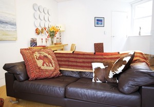 Stylish, modern 3-bed house in Barnes SW13