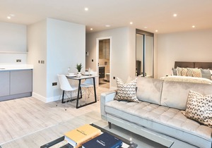 Stylish One Bedroom Apartments with Free Parking