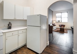 Stylish One Bedroom Near Central Park