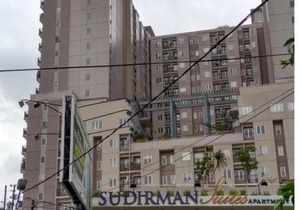 Sudirman Suites Apartment By Handoko