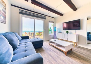 Suite 211: Beautiful 3-Bedroom Beachfront Townhouse