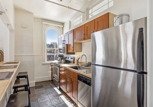 Suite 8-Not Pet Friendly