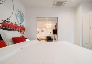 SUITE COCTEAU : au cœur de la Rive Gauche, neuf, design, 2/4/6 personnes