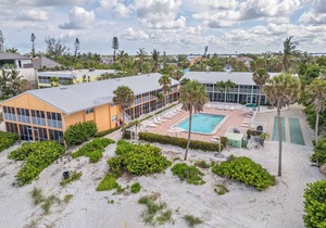 Sun, Sand & Silver Sands – Gulfside Resort #237 by RVA