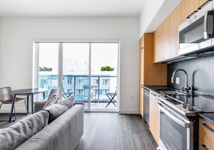 Sunny Capitol Hill 1BR w/W/D, Rooftop, Lounge, near park, by Blueground