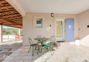 Sunny Roquebrun Getaway