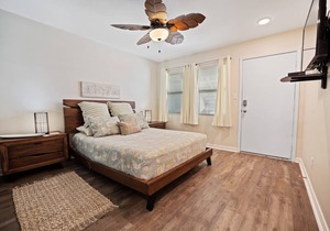 Sunrise Villas 107- Pool & Boardwalk to the beach