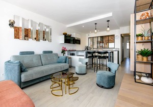 Super apartment with sea view