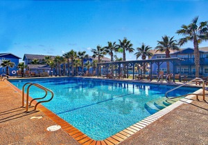 Super cute first floor unit at fabulous Sea Isle Village!