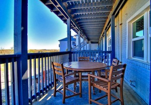 Super cute first floor unit at fabulous Sea Isle Village!