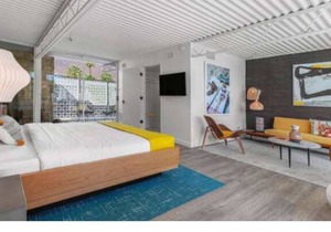 Superior King Suite in the heart of Palm Springs