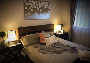 Superior Queen Private Room L6 | Queen Bed & Shared Bathroom - Flatbush Holiday Accommodation