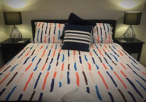 Superior Queen Private Room C3 | Shared Bathroom - Flatbush Holiday Accommodation