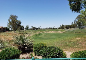 Superstition Lakes Condo on Golf Course