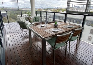 Sweeping City Views from an Elegant Apartment