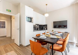 Sweett | Monsigny I - Four Bedroom Apartment, Sleeps 8