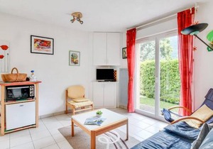T3 calme 6 pers, terrasse, jardinet, proche commodités - FR-1-402-24