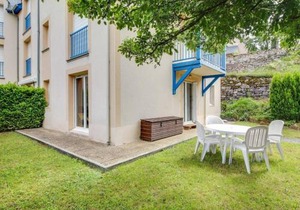 T3 calme 6 pers, terrasse, jardinet, proche commodités - FR-1-402-24
