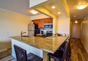 TAMPA BAY SPECTACULAR WATERFRONT VIEWS!