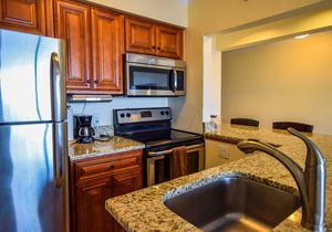 TAMPA BAY SPECTACULAR WATERFRONT VIEWS!