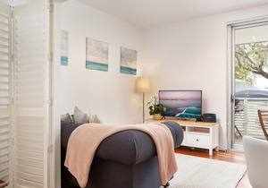 Tasteful Apartment With Balcony In Cammeray