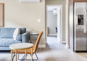 Tasteful Campbell 1BR w/ W/D, Pool, Gym, walk to WF + TJ, by Blueground