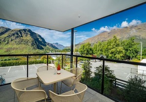 Te Awa at La Residence du Parc