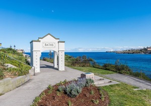 The Arden 3 Coogee. New Spacious Balcony Apt, Seconds to Beach