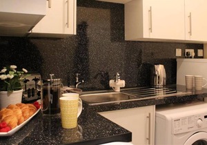 The Berwyn - Berwyn House - Central Wrexham - Sleeps Up to 7