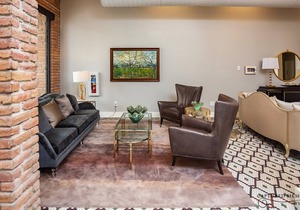 The Blanche - Room 211
