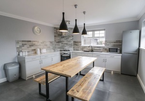 THE BOTHY, family friendly, country holiday cottage in Southerness