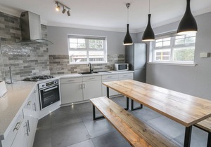 THE BOTHY, family friendly, country holiday cottage in Southerness