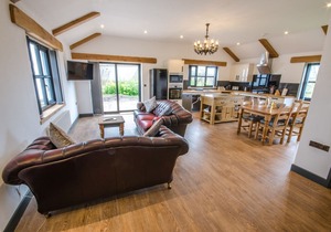 The Coachman's Halt - a cottage that sleeps 4 guests in 2 bedrooms