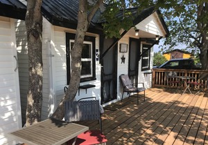 The Coastal Cabins- Cabin # 4, walking minutes from the sandy beach