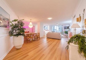 The Coconut Crib- Waterfront Burleigh Beach