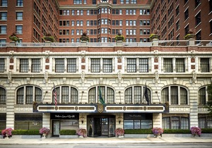 The Historic Davenport, Autograph Collection