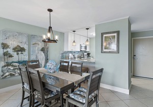The Islander 517 W/D Snowbird Avail! Heated Pool & Beach Service (Seasonal)
