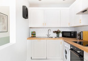 The Kilburn Escape - Modern & Bright 1BDR with Balcony